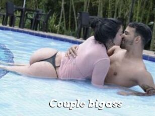 Couple_bigass