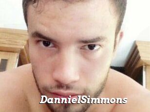 Danniel_Simmons