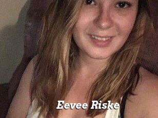 Eevee_Riske