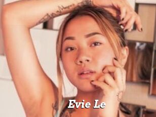 Evie_Le