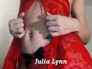 Julia_Lynn