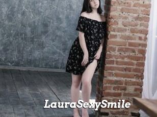 LauraSexySmile