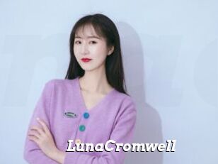 LunaCromwell