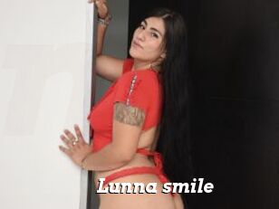 Lunna_smile