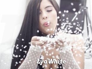 LyaWhite