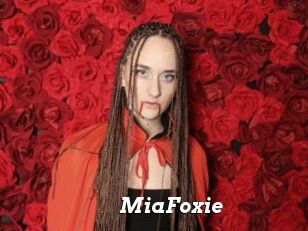 MiaFoxie