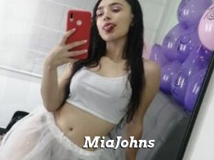 MiaJohns