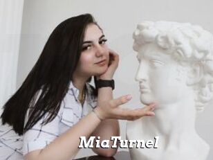 MiaTurnel