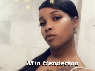 Mia_Henderson