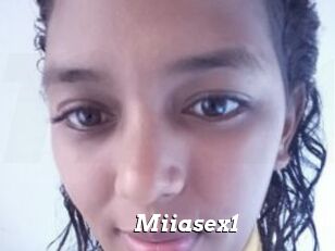 Miiasex1