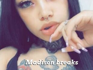 Madison_breaks