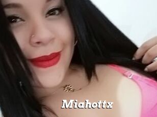 Miahottx