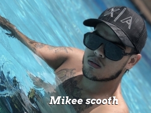 Mikee_scooth