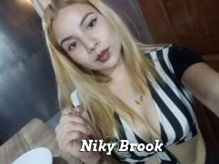 Niky_Brook