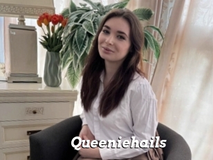 Queeniehails