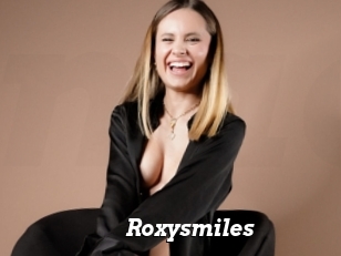 Roxysmiles