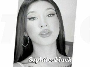 Sophiieeblack