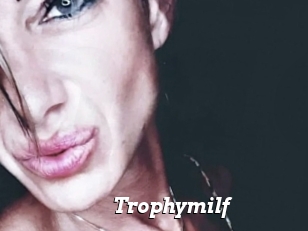 Trophymilf