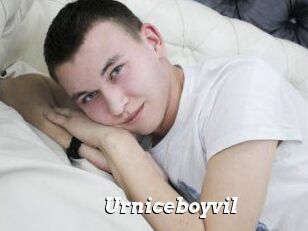 Urniceboyvil