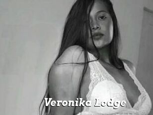 Veronika_Lodge